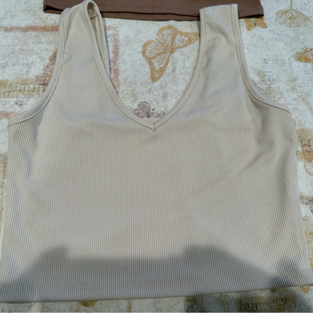 SHEIN Small Ribbed V-Neck Crop Tank Cream Off White
